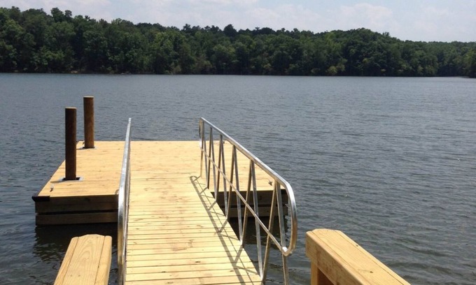 Leesville House | Lakefront home with WiFi, dock, swim ladder