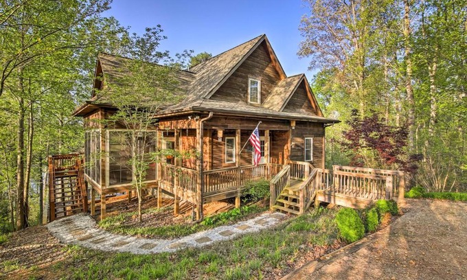 Fair Play House | Lakefront South Carolina Abode with Deck and Boat Dock
