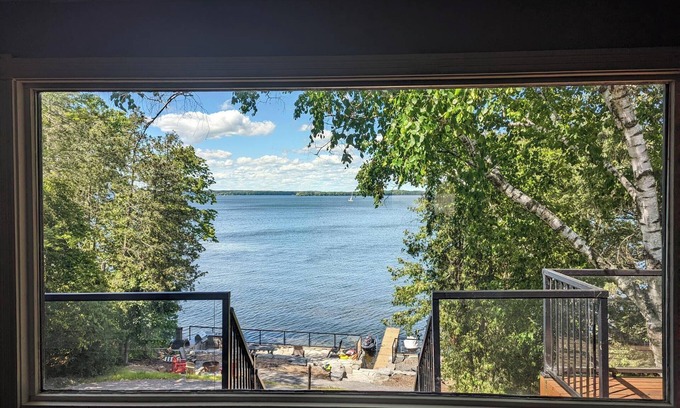 Prince Edward Cottage | Lakehouse in Prince Edward County. Private Dock. Pet Friendly!
