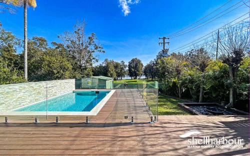 Oak Flats House | Lakeside Haven