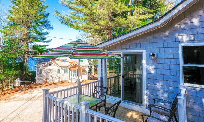 Harrison House | Lakeside Living