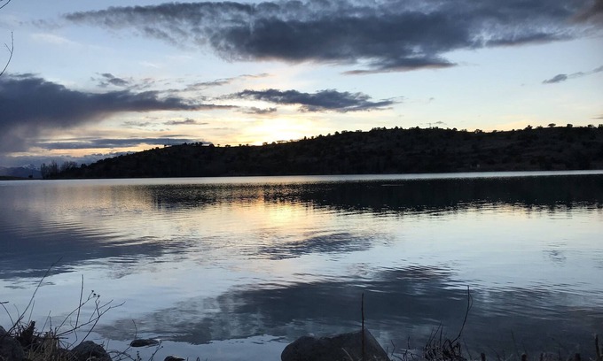 Sterling House | Lakeside Location! Palisades State Park! Amazing views!