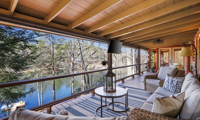 Morganton Cabin | Lakeside Retreat Blue Ridge, Private Lake, Hot Tub, Firepit, Game Room, Kayaks