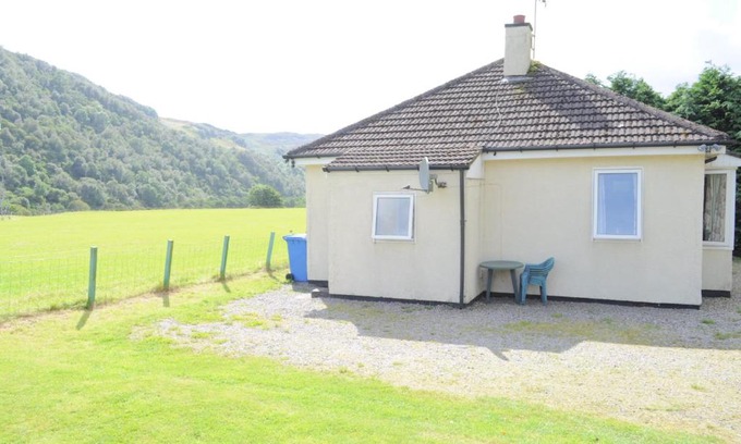 Nostie Ski Chalet | Lamont Chalet Self catering holiday homes Creagmhor Glenelg IV408LA
