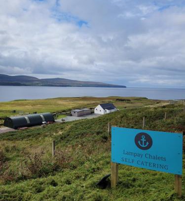 Waternish House | Lampay Chalets