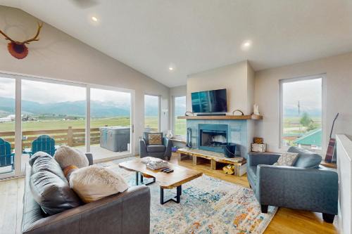 Tabernash House | Lance's Adventure Lodge