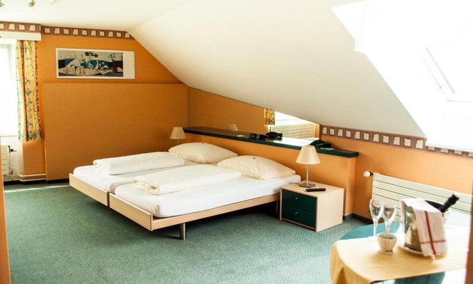 Sulgen Hotel | Landgasthof Lowen