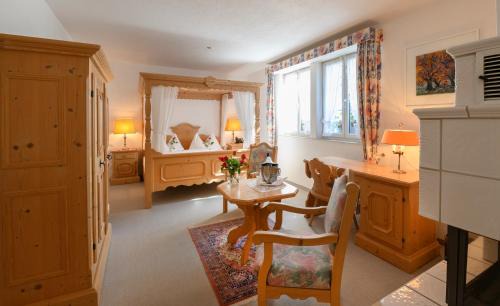 Brunegg Hotel | Landgasthof zu den drei Sternen
