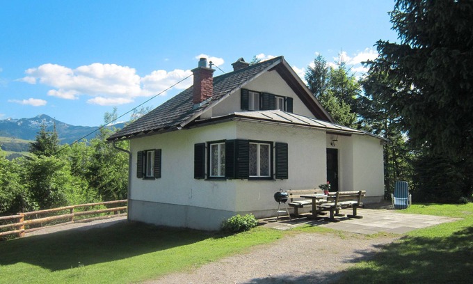 Sankt Martin am Grimming House | Landhaus Grüne Oase by Interhome