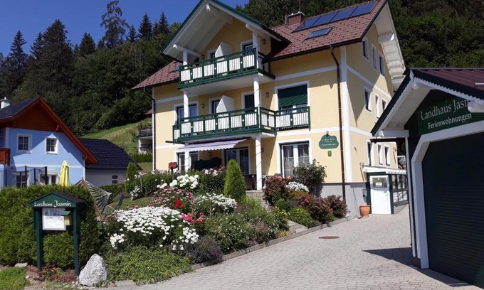 Thorl Apartment | Landhaus Jasmin - Apartment Untergeschoß