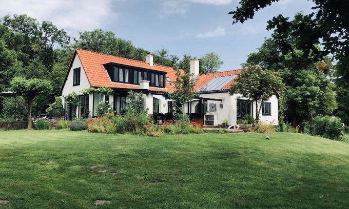 Municipality of Bergen Villa | Landhuis het Woud. max. 11 pers. with private pool