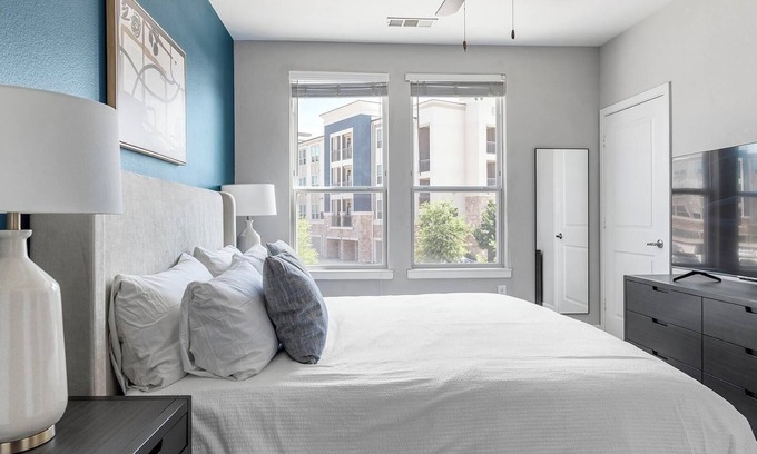 Allen Apartment | Landing | Amazing 1BD, Yoga Studio, Game Room