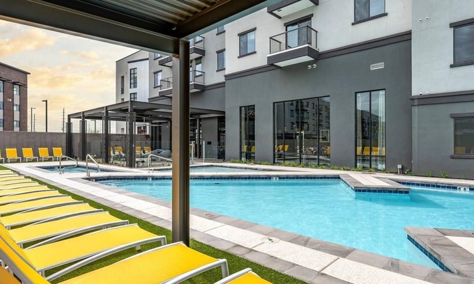 Warehouse District Apartment | Landing at Brix Warehouse District - 1 Bedroom .