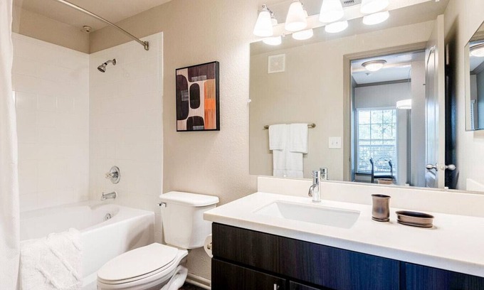 Cedar Park Apartment | Landing at Lakeline Parmer Lane - 1 Bedroom in Avery Ranch Lakeline