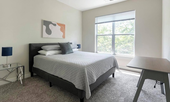 Chillum Apartment | Landing at Mode at Hyattsville - 1 Bedroom in H.