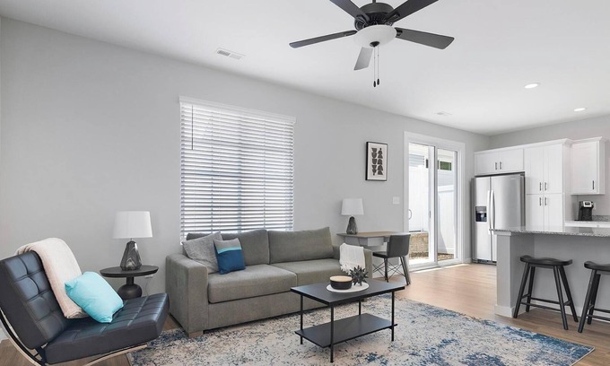 Madison Apartment | Landing at Sanctuary at Indian Creek - 1 Bedroo.