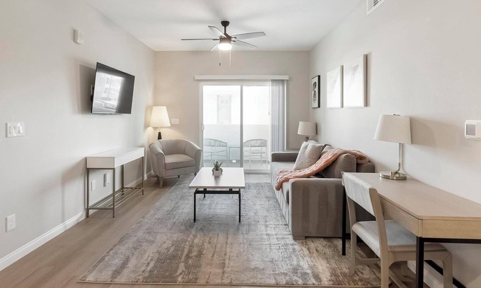 Townsite Apartment | Landing at Summit on Boulder - 2 Bedrooms in Va.