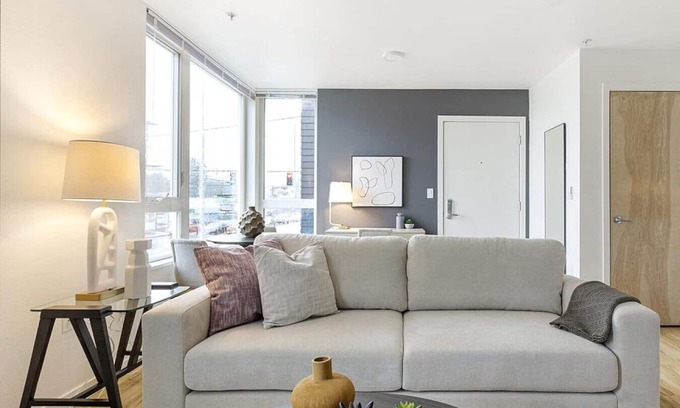 Gresham Apartment | Landing at The Archibald - 1 Bedroom in Downtown Gresham