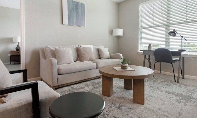 Chesterfield Apartment | Landing at The Parq at Chesterfield - 2 Bedroom.