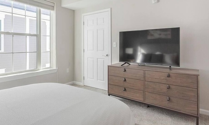 Midlothian Apartment | Landing at Winterfield at Midlothian Apartments - 2 Bedrooms in Downtown Midlothian