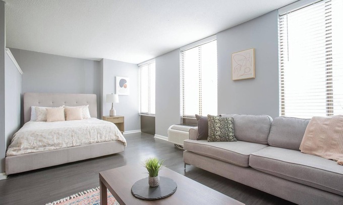 Fort Wayne Apartment | Landing | Chic Studio, Pool, Game Room