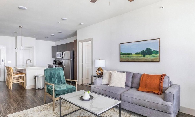 Vickery Meadow Apartment | Landing | Incredible 2BD, Pool, Gym