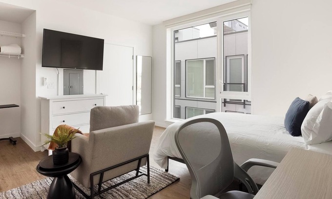 Mann Apartment | Landing | Incredible Studio, Game Room