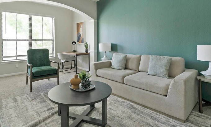 Briarforest Apartment | Landing | Spectacular 1BD, Pool, Gym