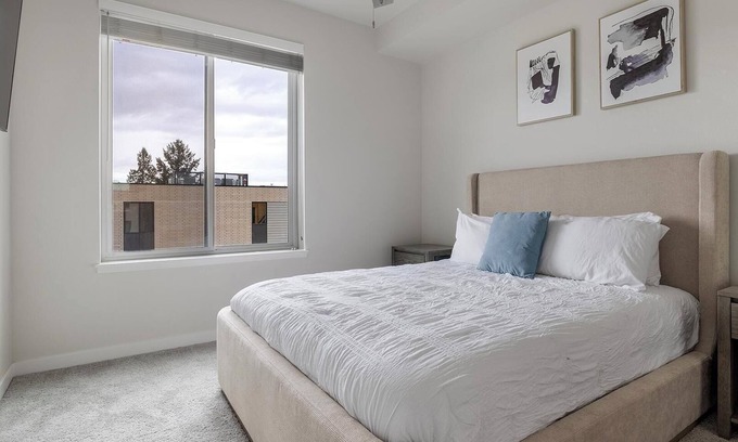 Homestead Apartment | Landing | Spectacular 2BD, Gym