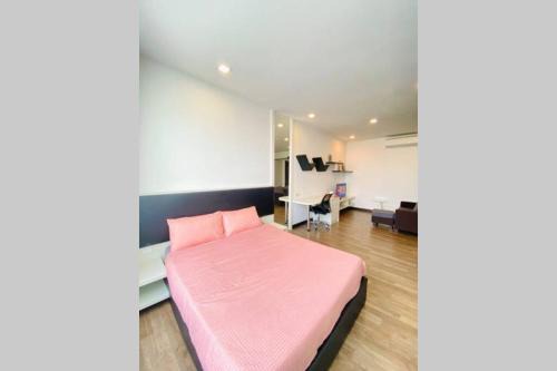 Kampung Bukit Dukong Apartment | Landmark Residence 2, High Floor with Nice View, Free Parking, TVbox.