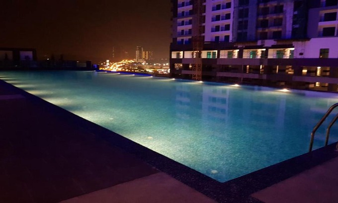 Kampung Bukit Dukong Apartment | Landmark Residence Sungai Long High Speed Internet near TAR College MRT