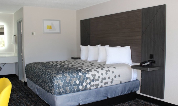 Fort Lawn Hotel | Landsford Inn