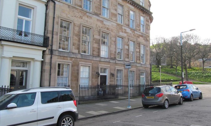 Leith House | Lantern Guest House