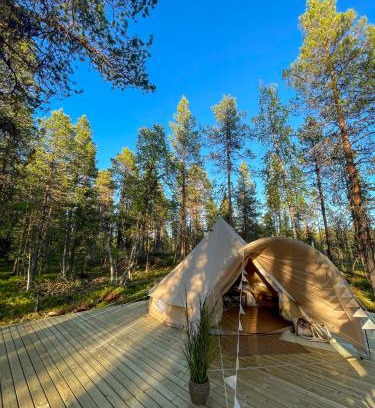Mellanstrom Other | LaplandLiv Glampingtent with private sauna at the lake!