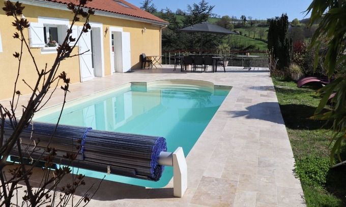 Chamboeuf House | Large 200m2 house with heated swimming pool from May to September