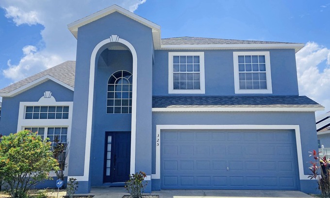 Sunset Ridge House | Large 4 Bed Home On Gated Community
