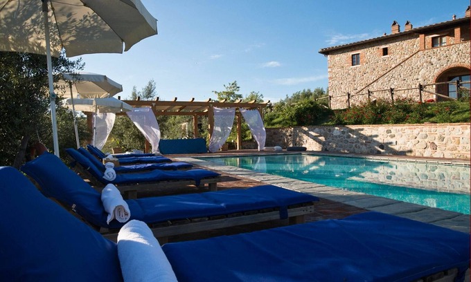 Volterra Apartment | Large and beautiful apartment on the ground floor with a terrace