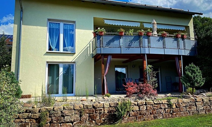 Niedenstein Apartment | Large apartment near documenta city of Kassel (Niedenstein)