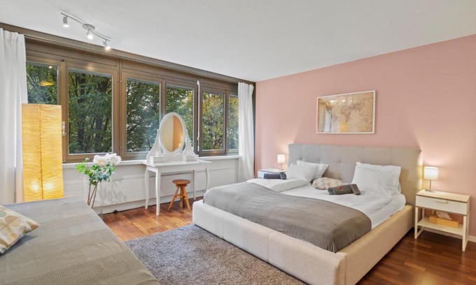 Lucerne Apartment | Large, central, bright flat