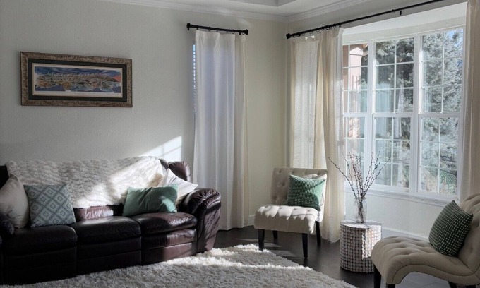 Westridge House | Large, comfortable 5-bedroom home with WiFi, AC, stocked kitchen and back yard