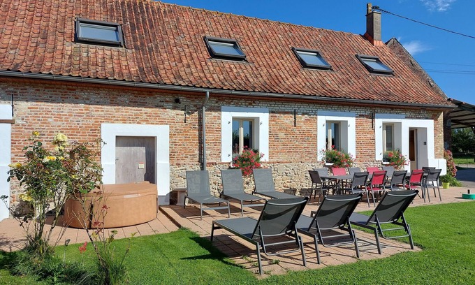 Lacres House | Large, cosy gîte for 12 people, ideal for family holidays