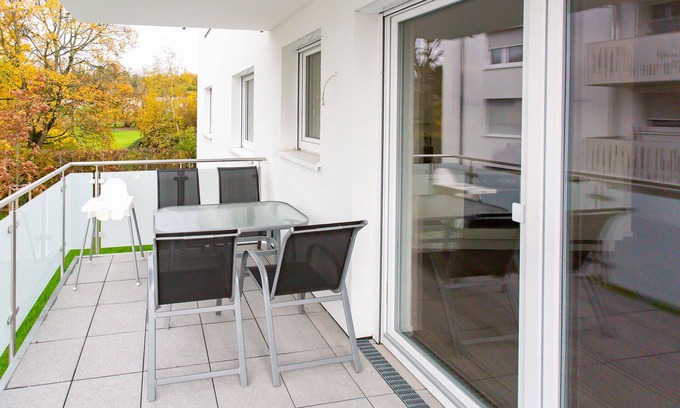 Mietersheim Apartment | Large COZY 4-room apartment with balcony *near Europa Park*