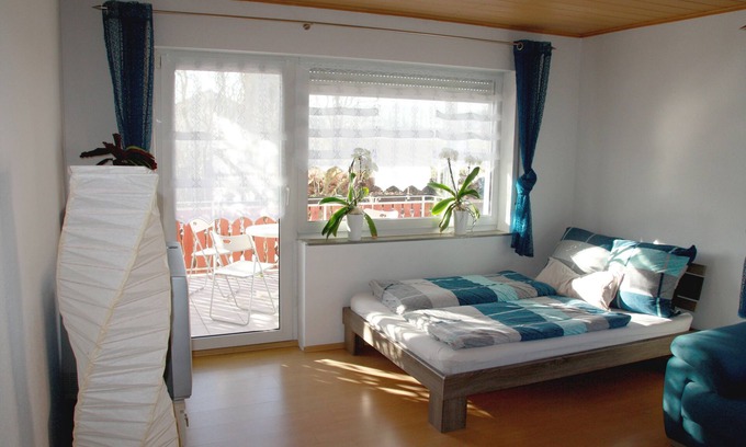 Nordwestliche Außenstadt Apartment | Large apartment in the three-cities corner