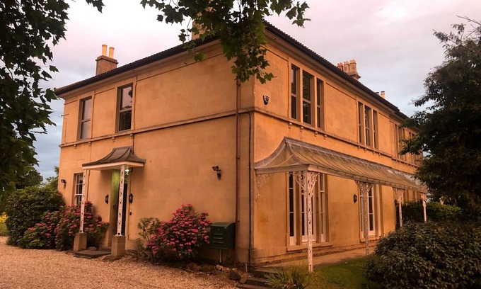 Swineford House | Large elegant property between Bristol and Bath.