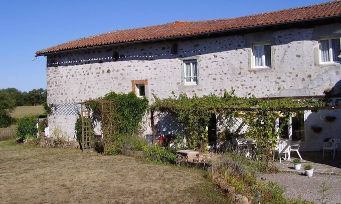 Chabrac Other | Large Farmhouse In Pretty Hamlet