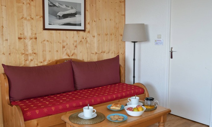 Besse-et-Saint-Anastaise Apartment | Large studio 6 pers. Super Besse, * Residence
