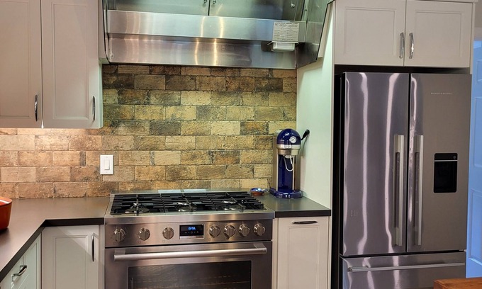 Flesherton House | Large Home in Beaver Valley, near beach and Bruce Trail