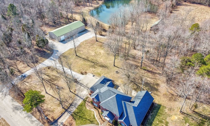 Santa Claus House | Large Home Sleeps 24 in Santa Claus 5 Mins from Holiday World with a Game Room