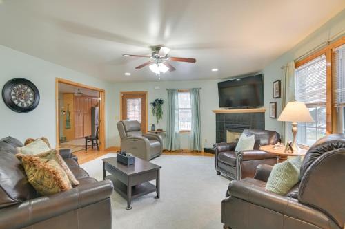 Christiansburg House | Large Home with Deck and Grill about 9 Mi to Virginia Tech