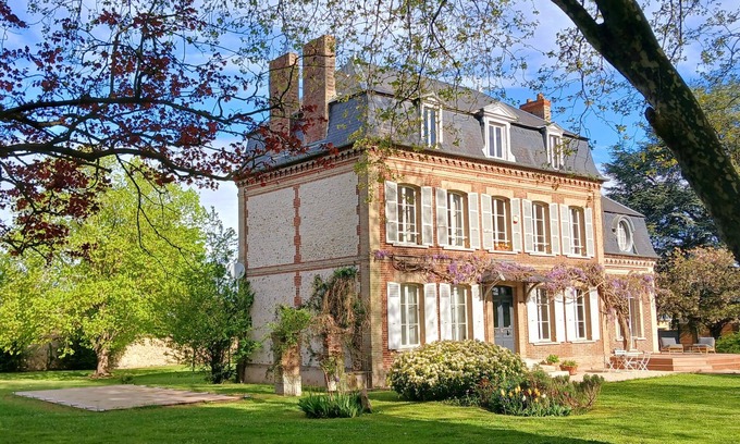 Villers-sur-le-Roule House | Large house Les Roseaux, Swimming pool, Large garden, 1 hour from Paris
